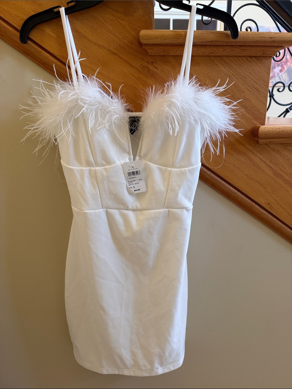 Windsorstore White Feather-Trim Mini Dress Size Large New With Tag